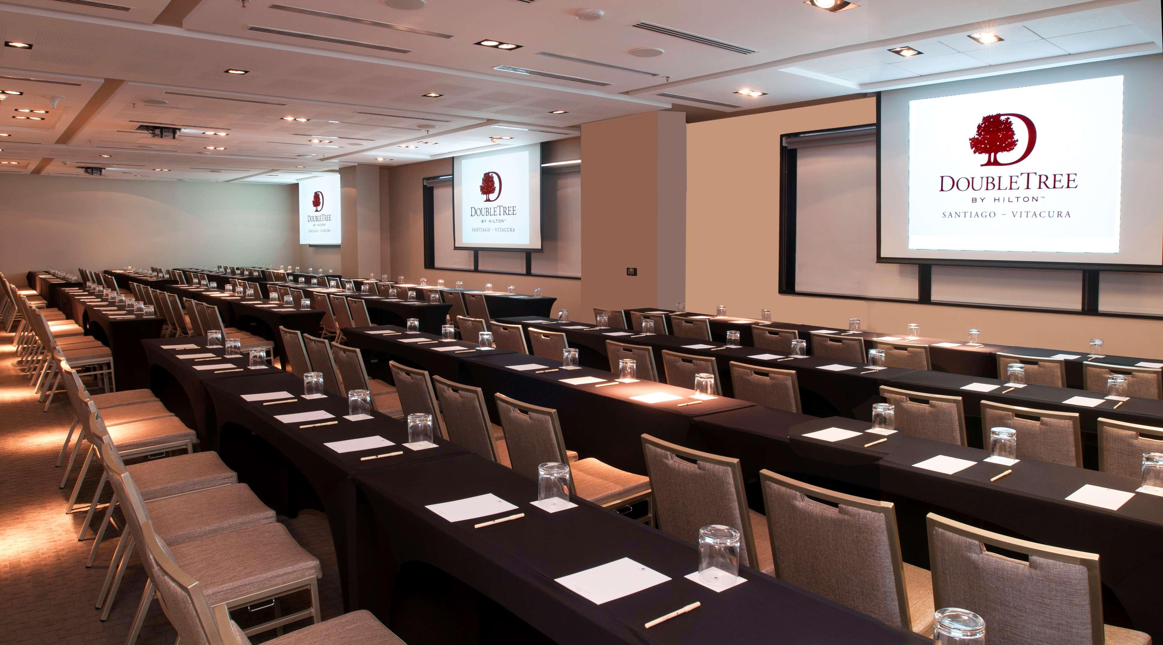 Doubletree By Hilton Santiago - Vitacura Extérieur photo
