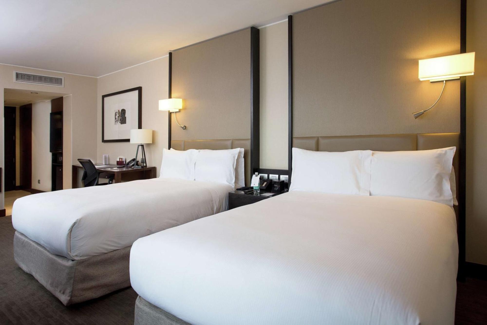 Doubletree By Hilton Santiago - Vitacura Extérieur photo